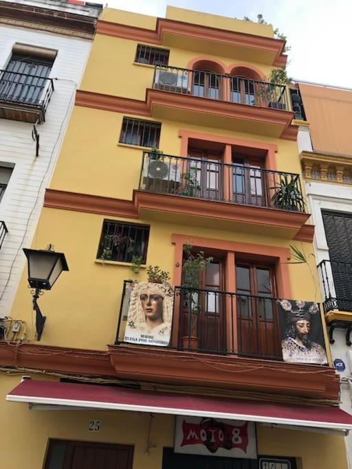 Loft Alameda De Hercules Sevilla Eksteriør billede